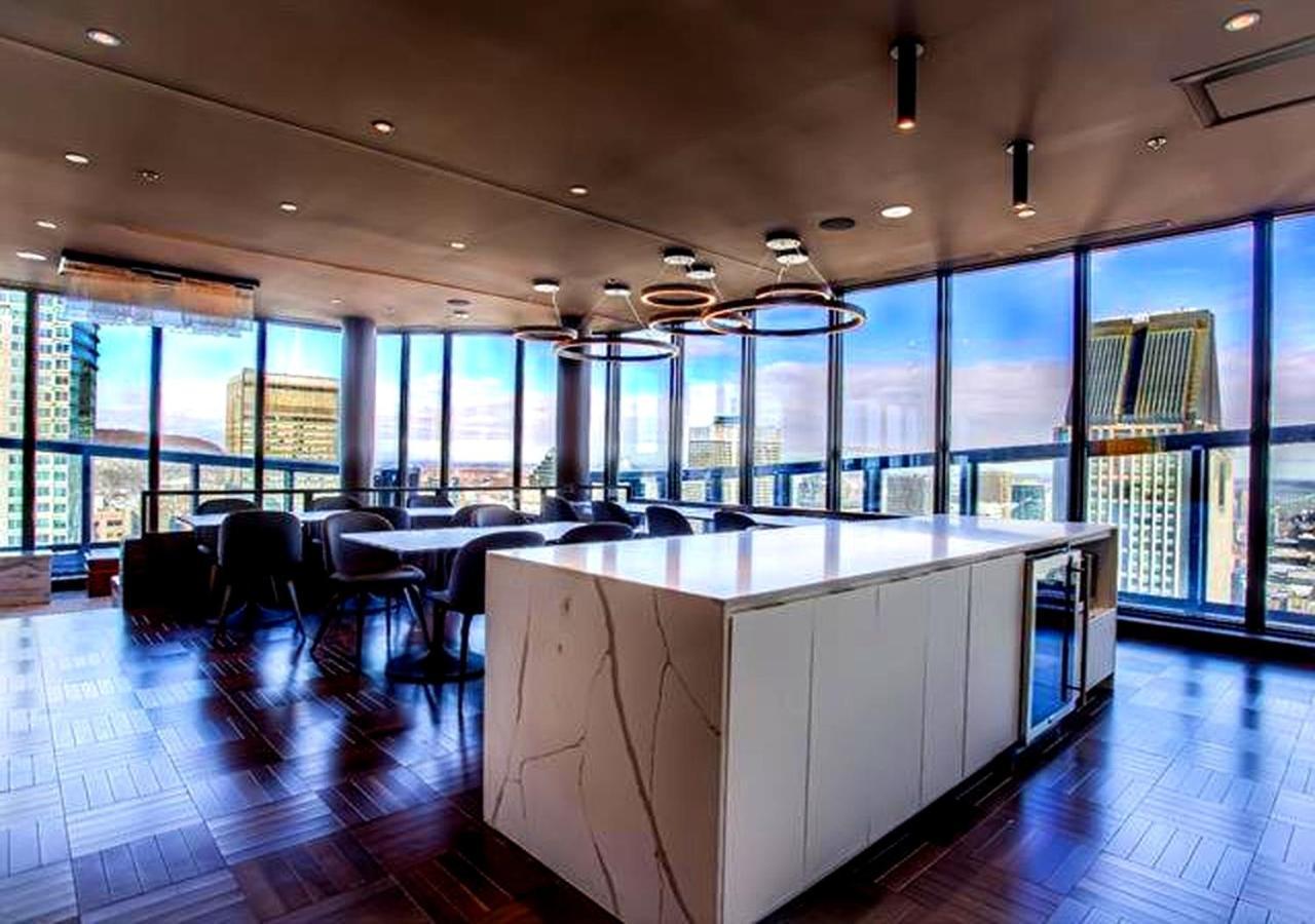 Spectacular Skyline Views - Downtown Montreal - Luxury Condo & Penthouse ภายนอก รูปภาพ