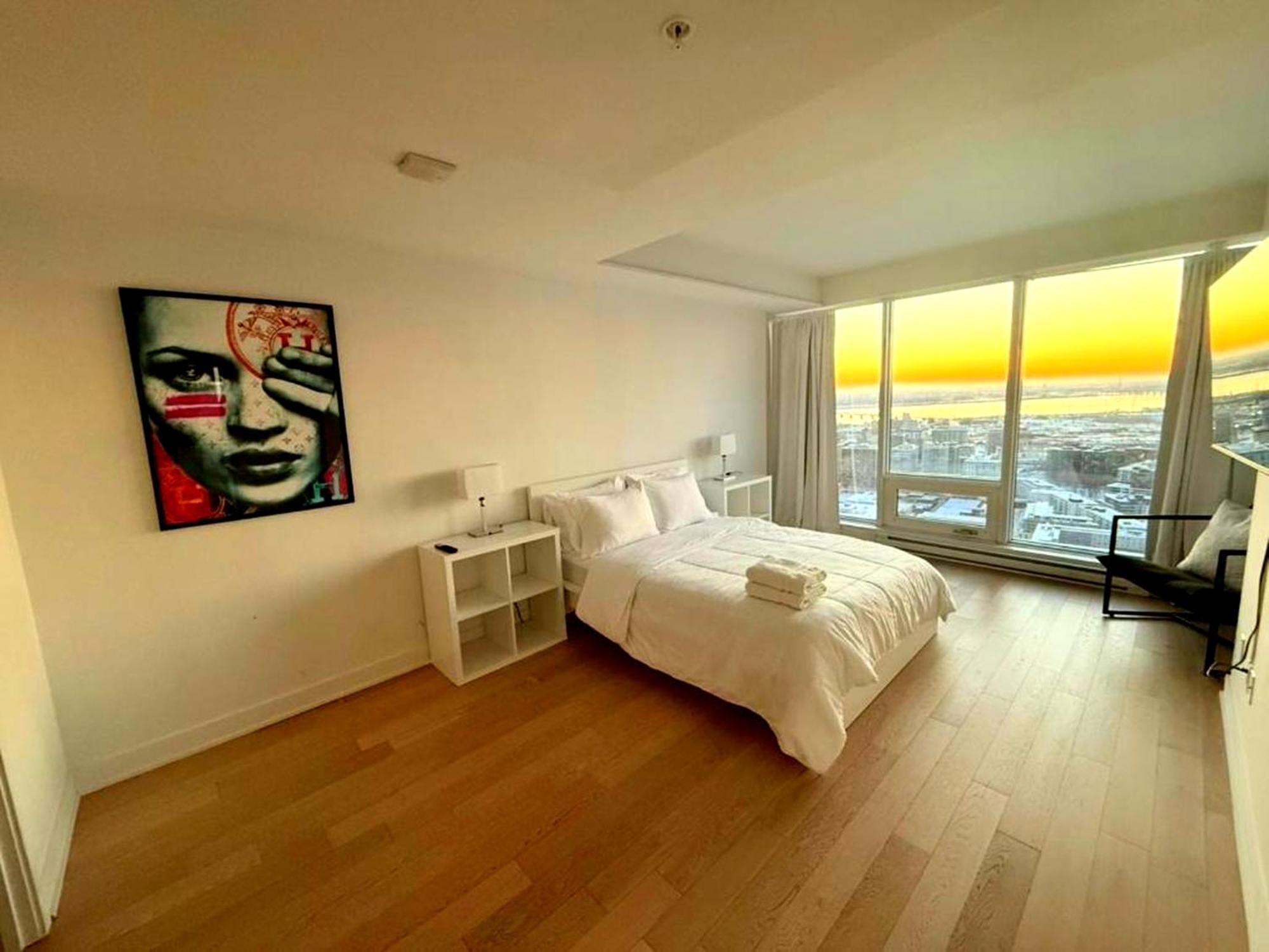 Spectacular Skyline Views - Downtown Montreal - Luxury Condo & Penthouse ภายนอก รูปภาพ