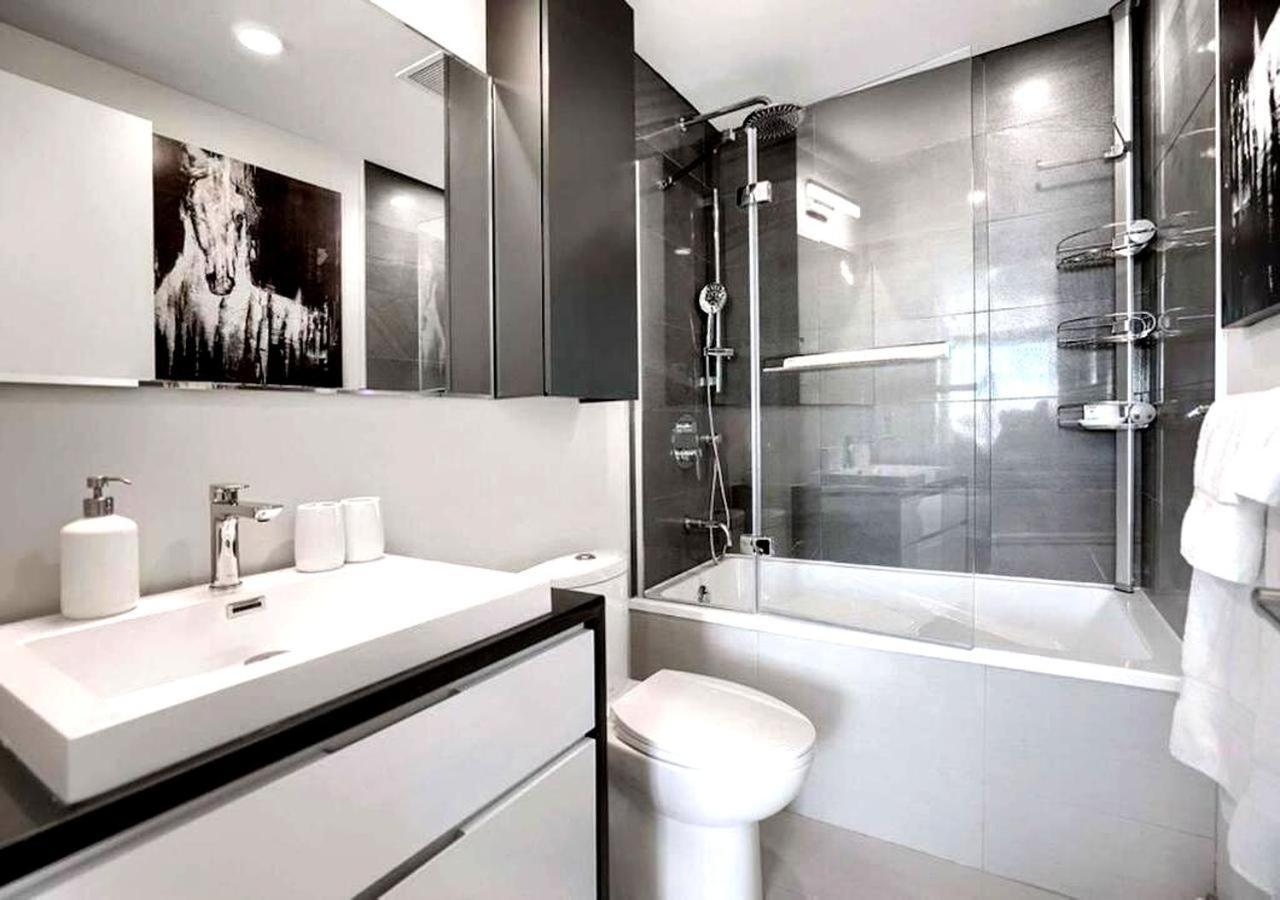 Spectacular Skyline Views - Downtown Montreal - Luxury Condo & Penthouse ห้อง รูปภาพ